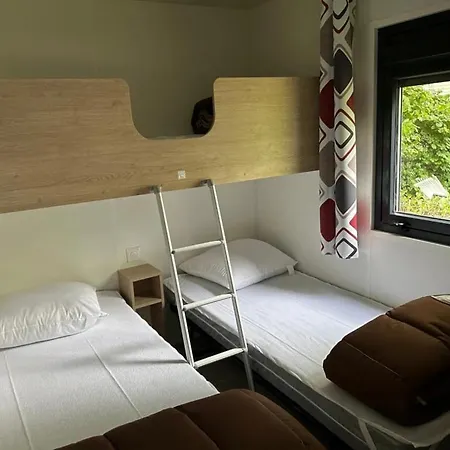 4 Etoiles - Piscine - Ccbgafh Camping *